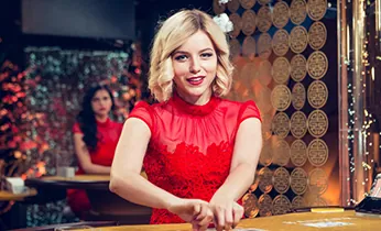 Dịch vụ hỗ trợ khách hàng 24/7 của Kubet88 Nổ Hũ